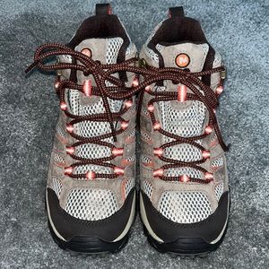 Never Worn Merrell Women’s Hiking Boots